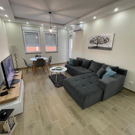 Dream House Apartment Paracin Luaran gambar