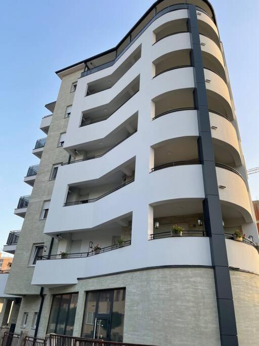 Dream House Apartment Paracin Luaran gambar