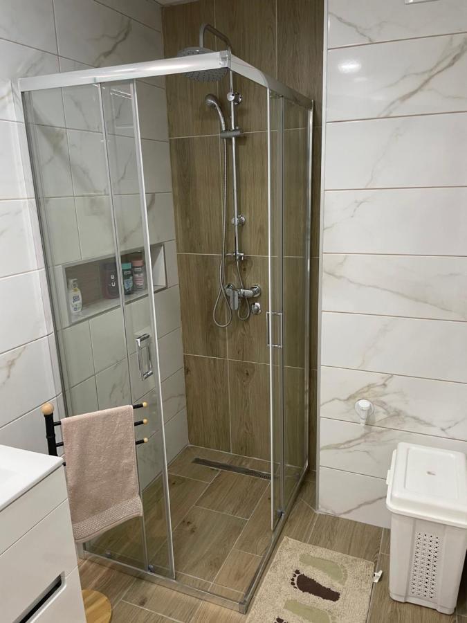 Dream House Apartment Paracin Luaran gambar